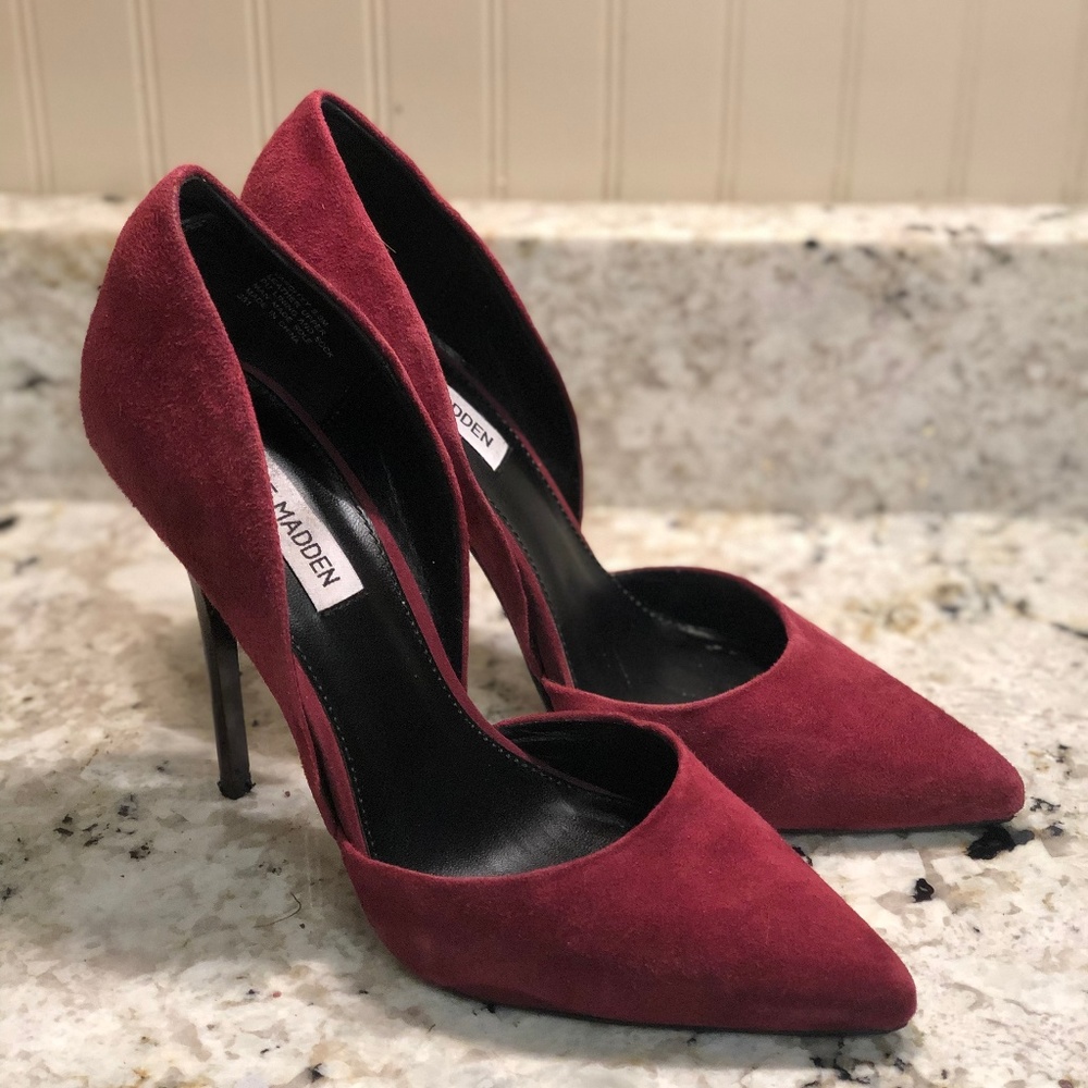 Steve Madden Varcityy Wine Suede Heels